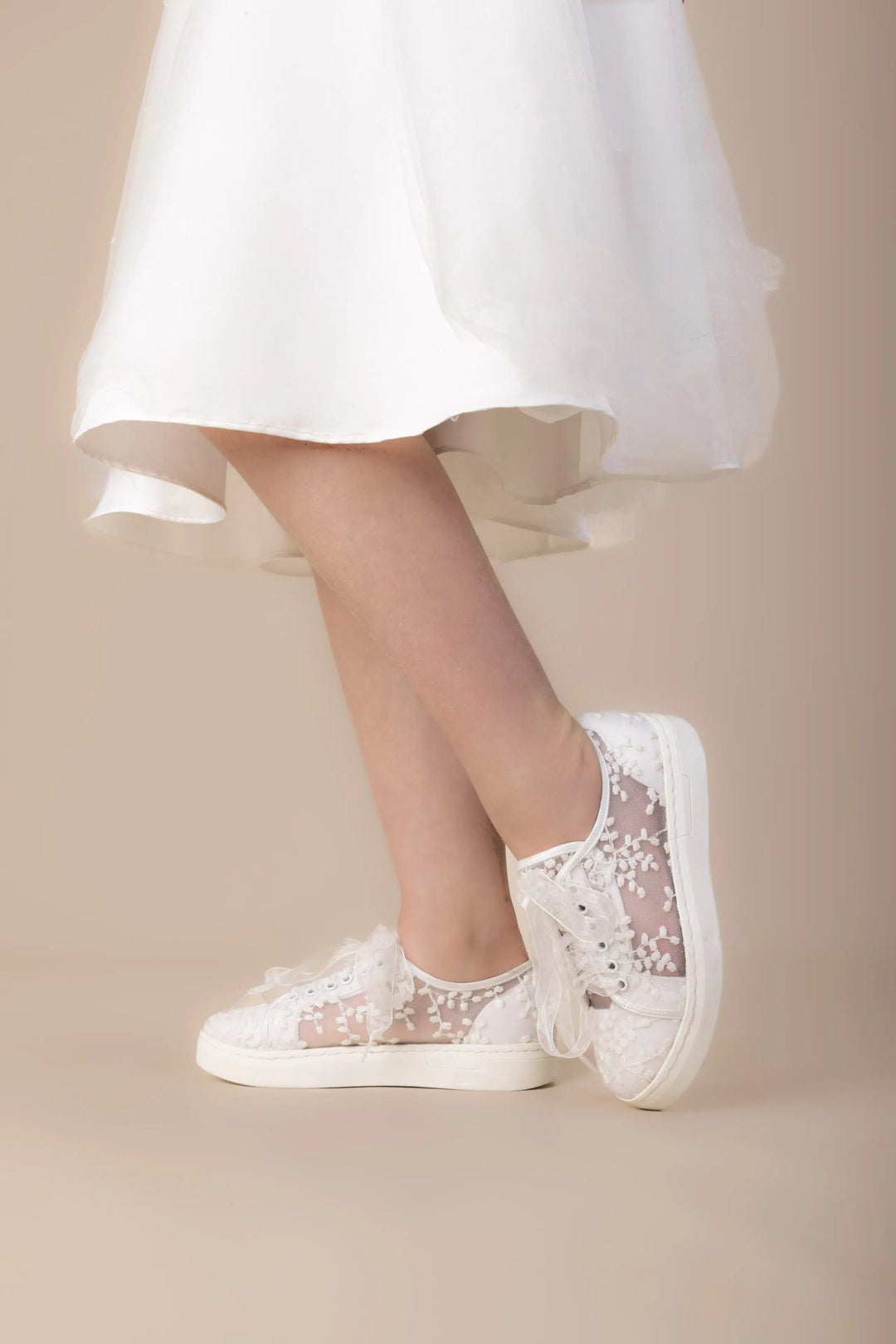 First Holy Communion shoes Oakley white satin.