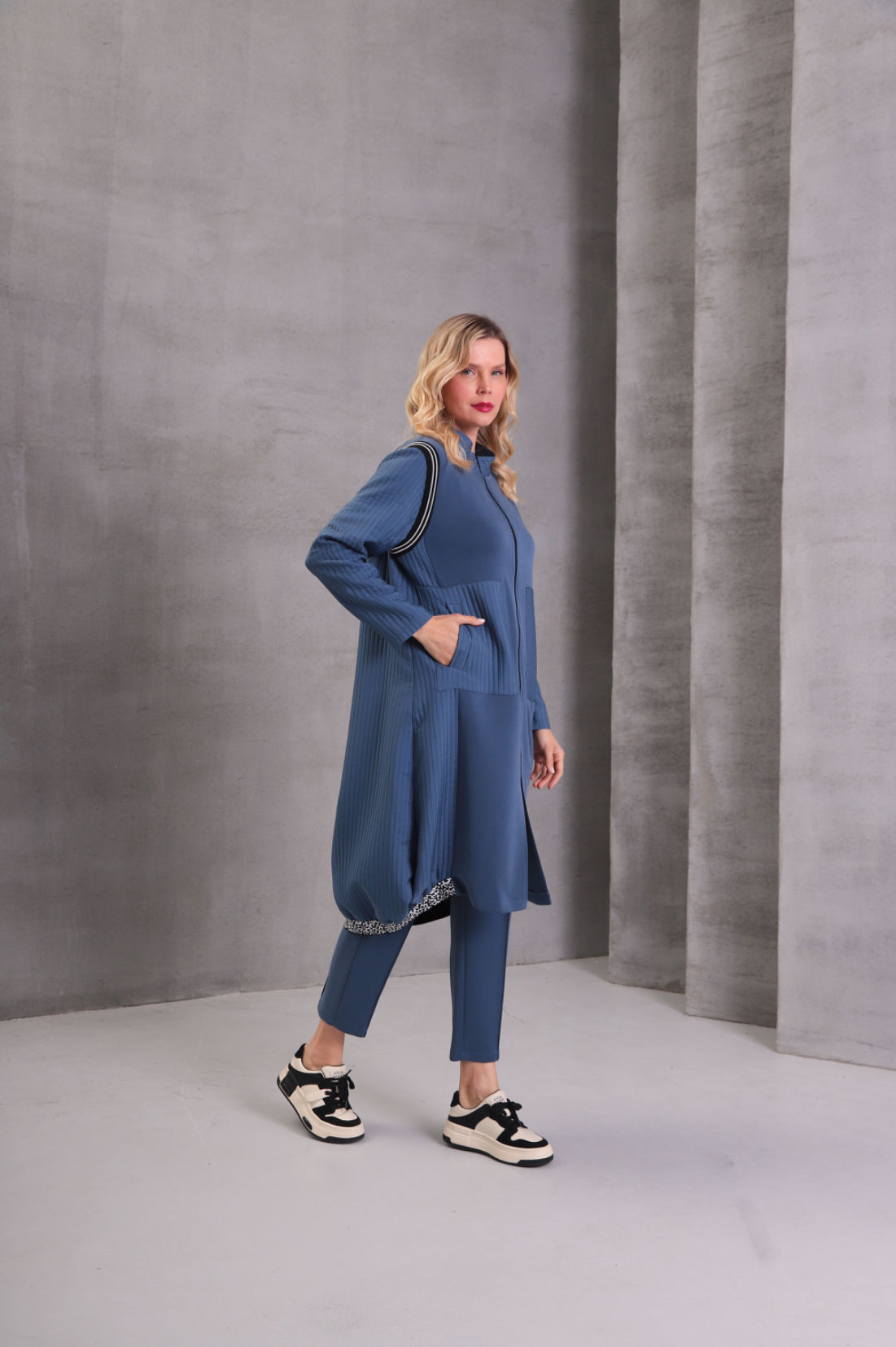 I.NCO 6068 Coat in petrol