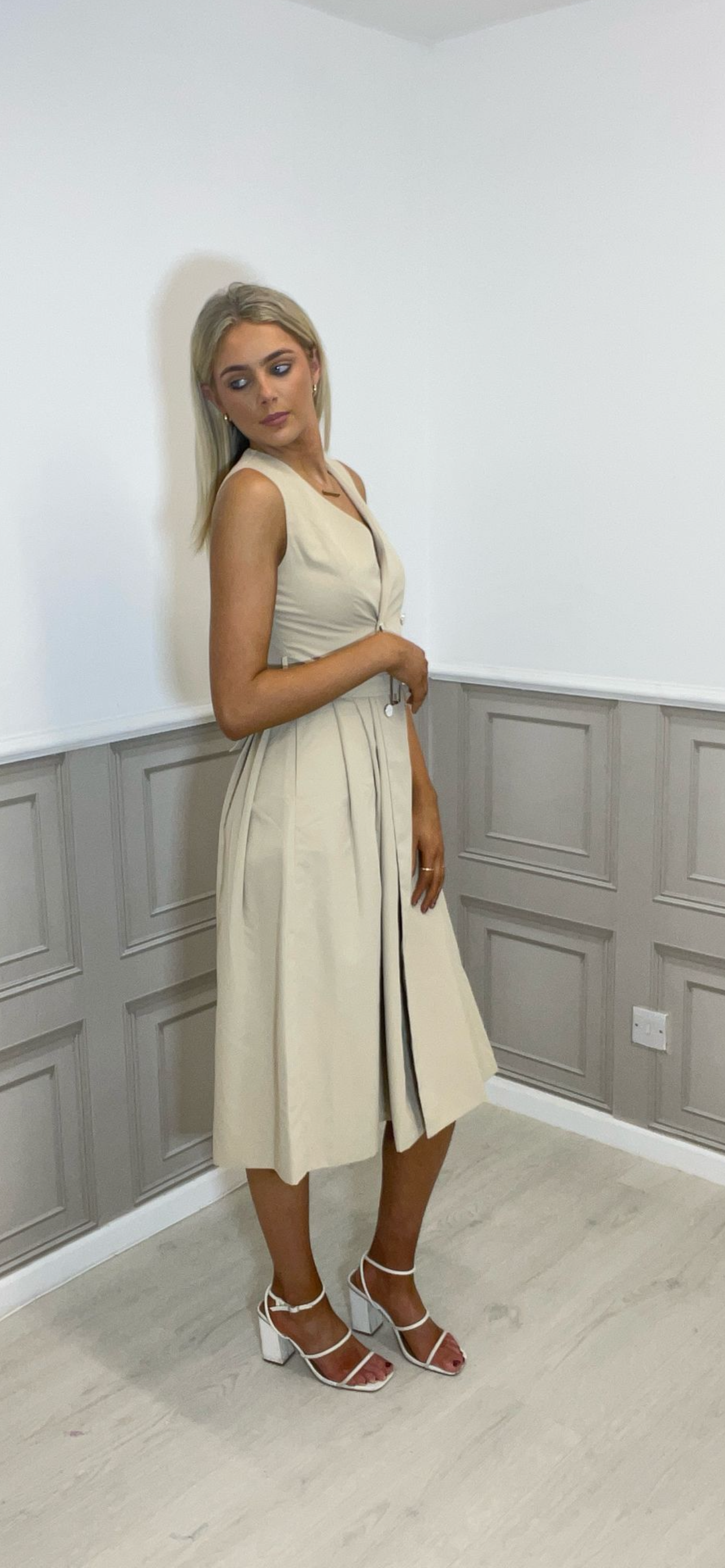 Junimia 2piece coat dress.