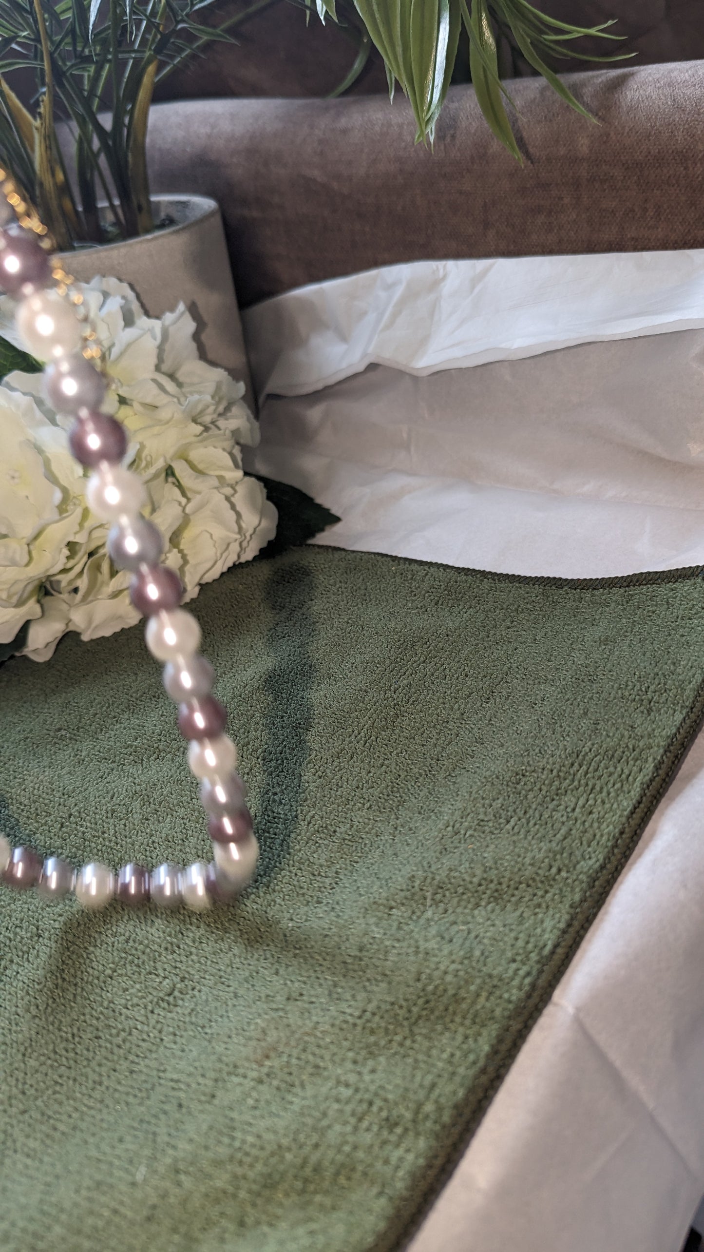 Grey mixed pearl necklace