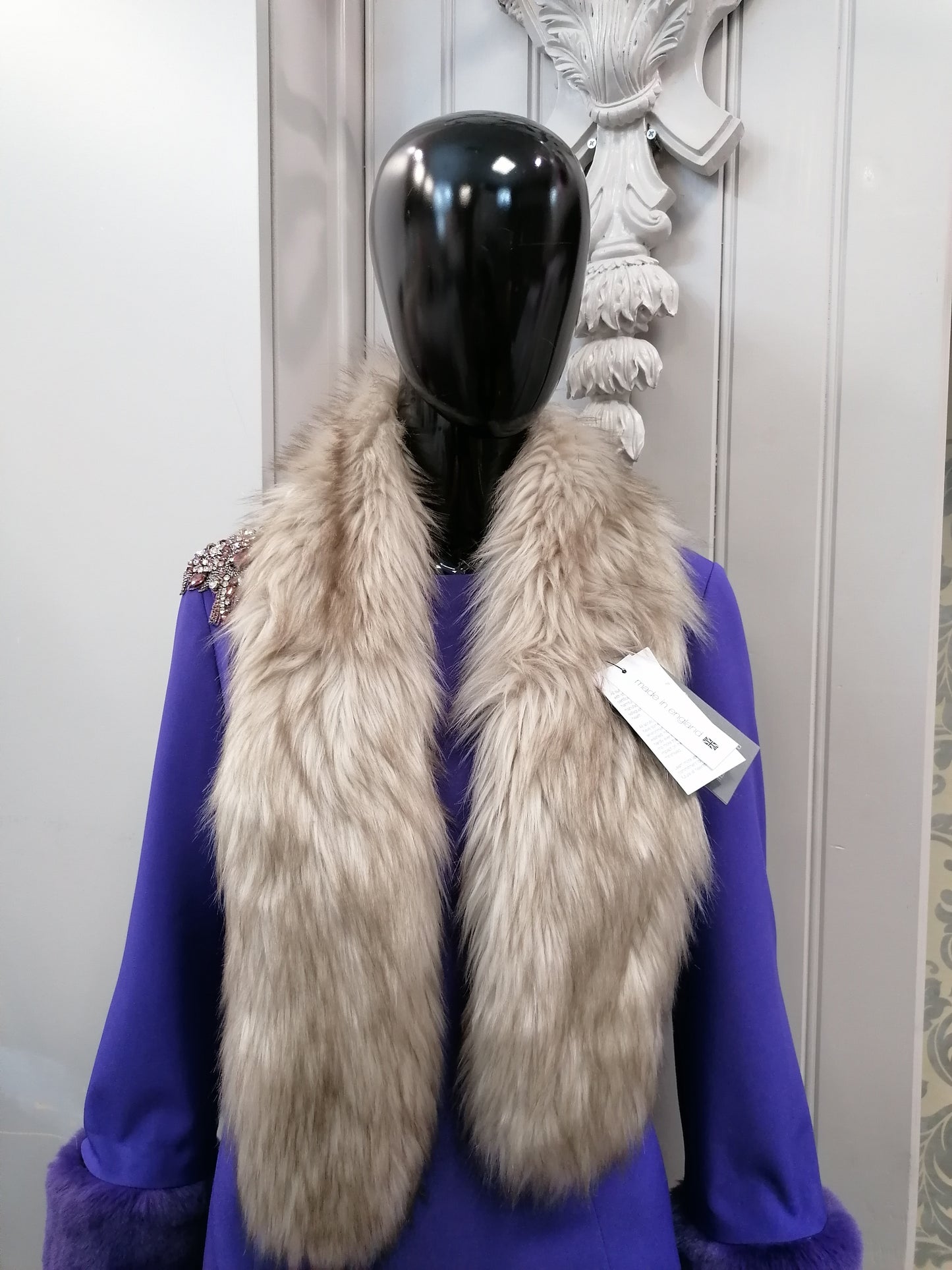 Oyster faux fur scarf