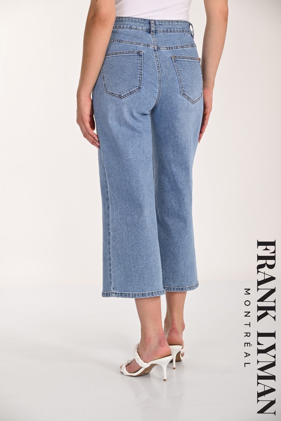 266523 Frank Lyman cropped jean.