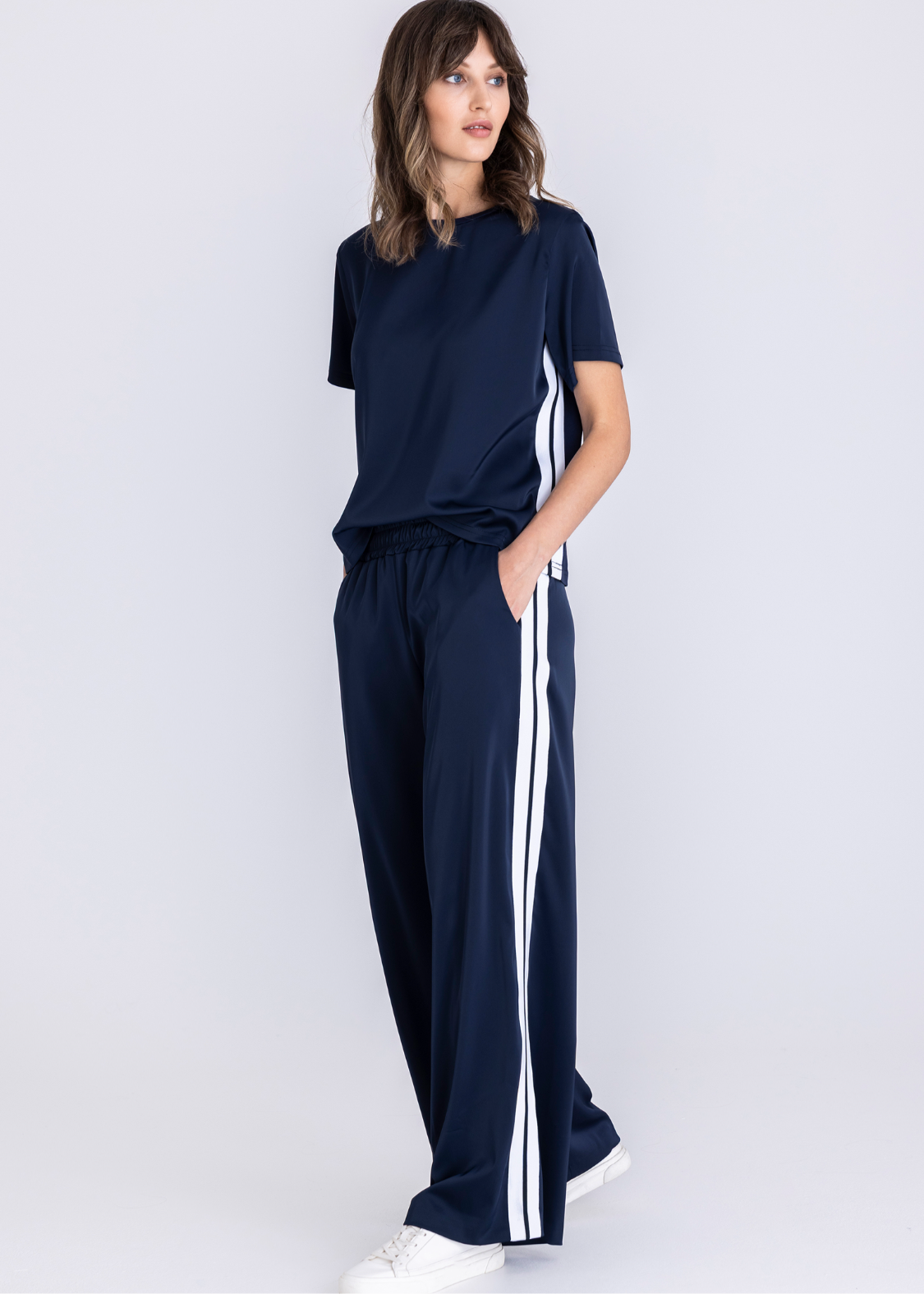 TUZZI 411.658 Diva state of mind- Navy wide leg track bottoms