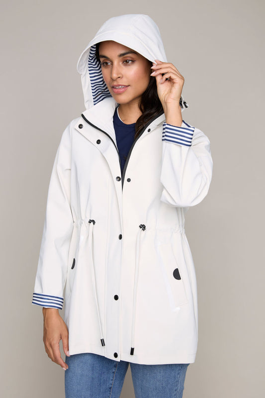 Carre Noir Lightweight Raincoat – White