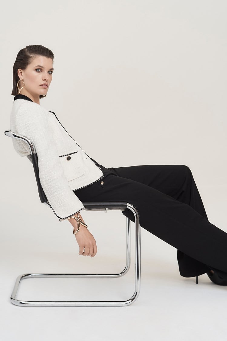 243911 boucle jacket with contrast trim