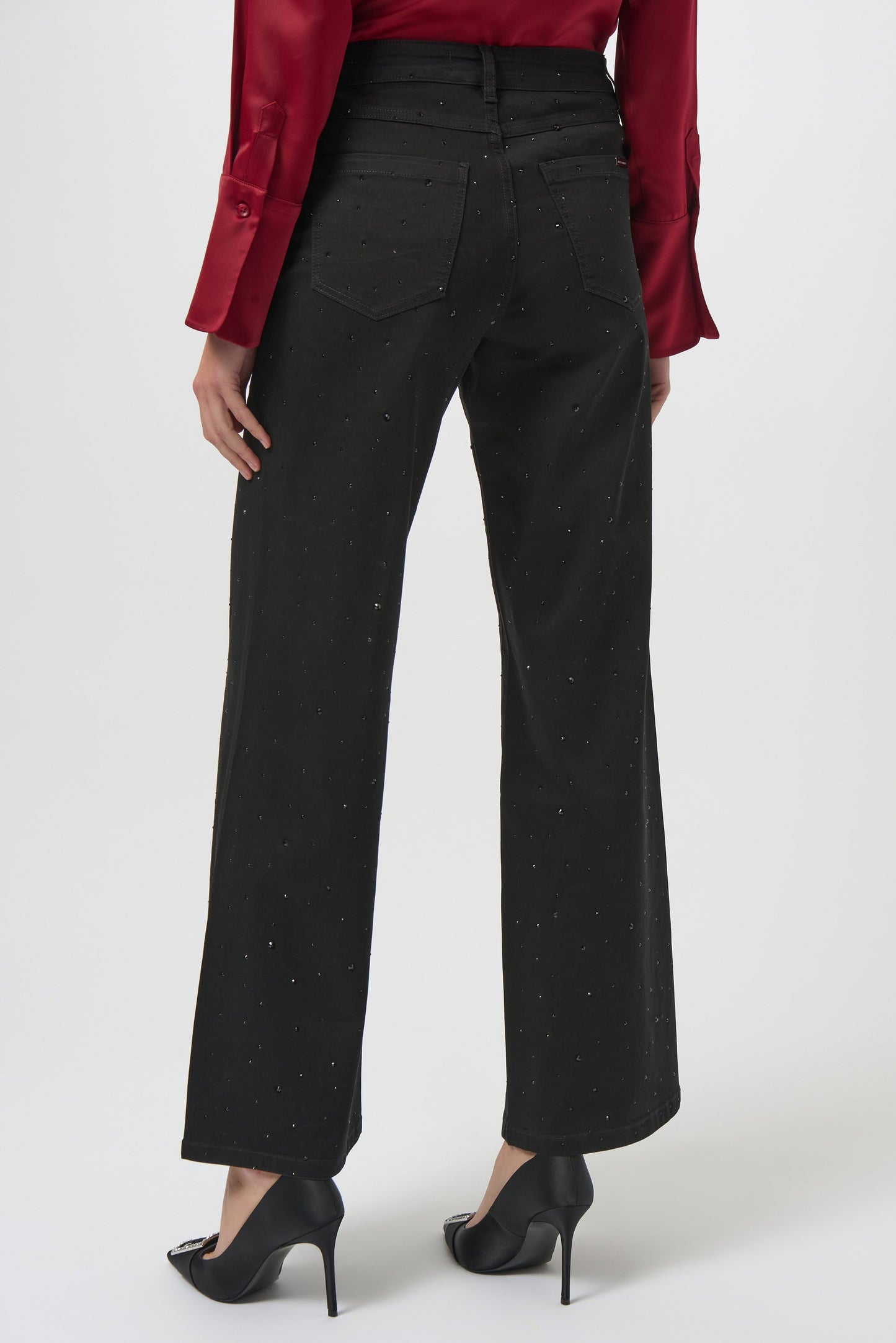 Classic Wide Leg Jeans with Rhinestones
254962