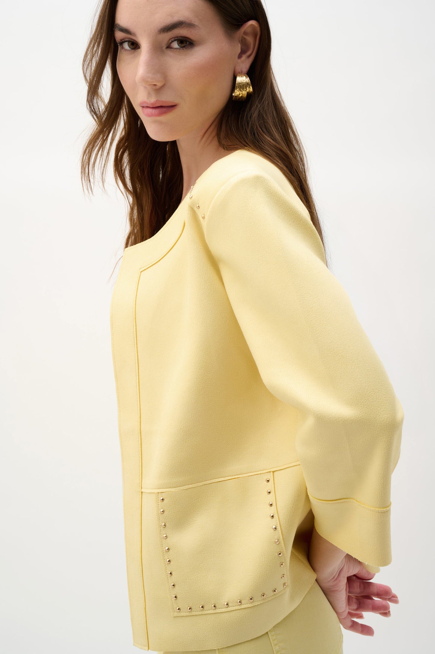 Foiled Scuba Suede Boxy Jacket With Stud Details
262905