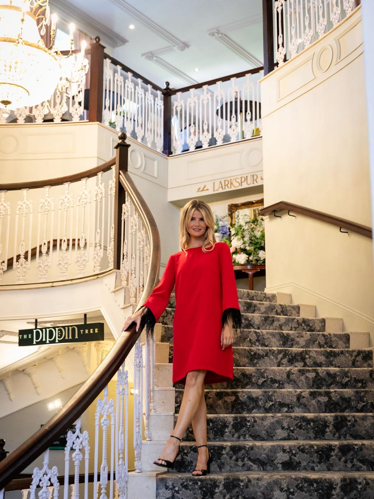 KATE & PIPPA DAKOTA RED MINI SHIFT DRESS