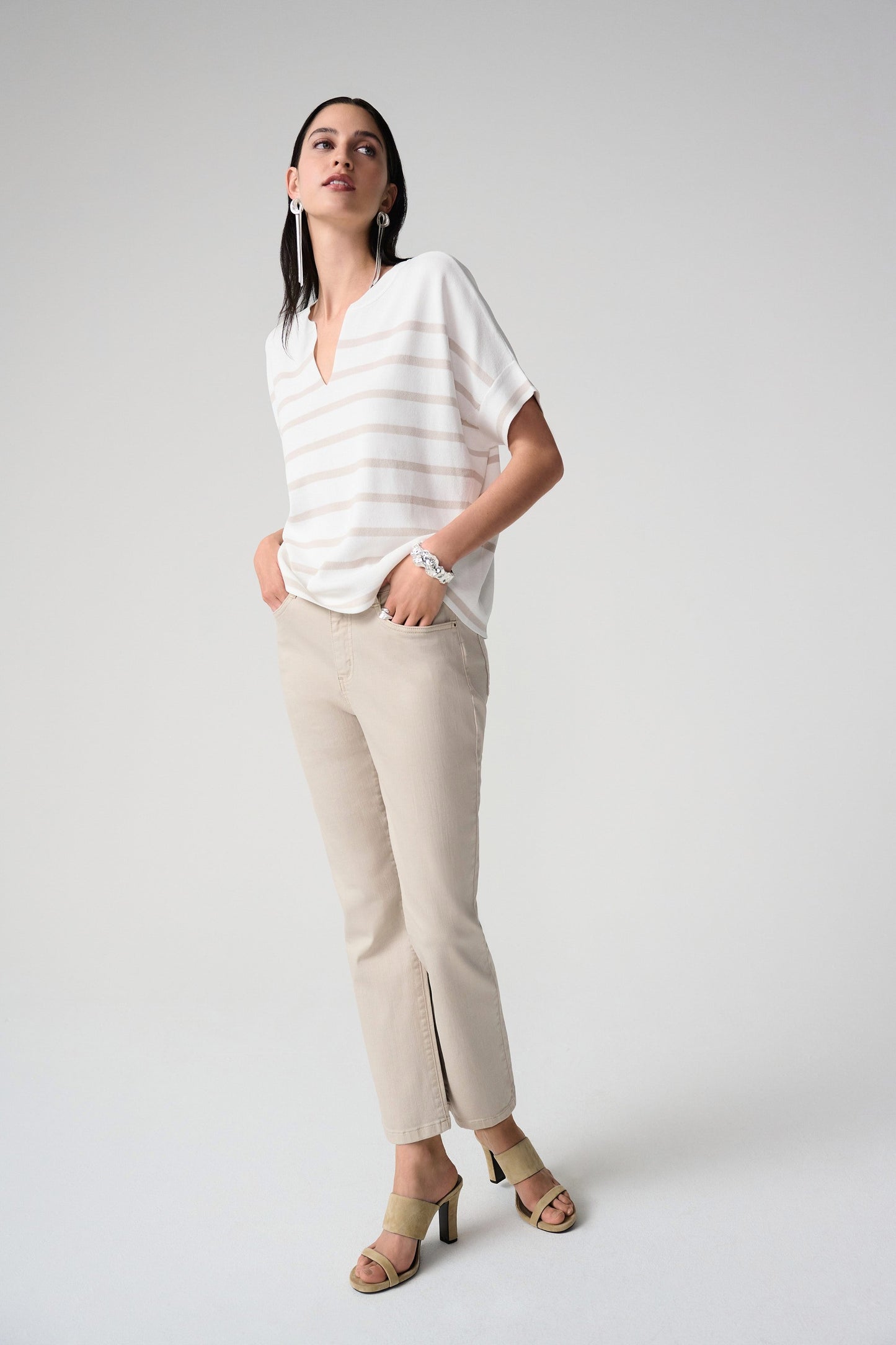 Margot | Classic Straight Leg Stretch Jeans
261995