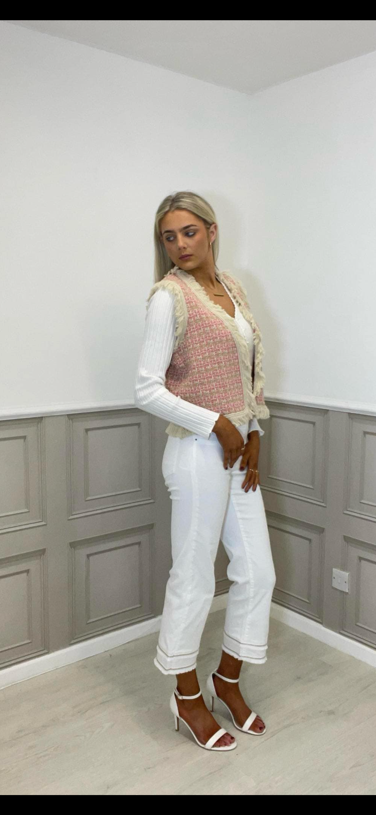 Knitted Short Soft knit Gilet Multicolour