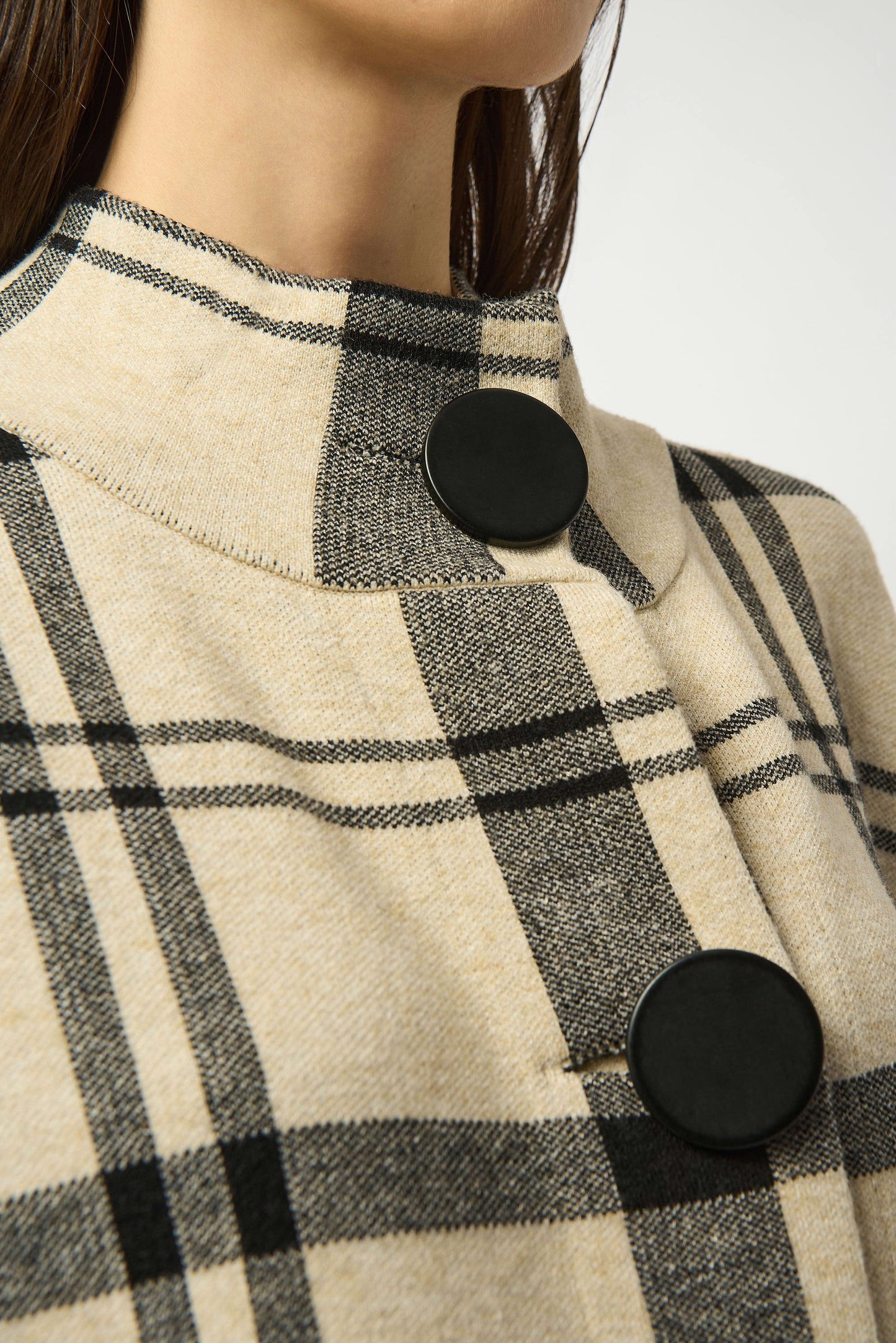 Jacquard Sweater Knit Plaid Poncho
253903