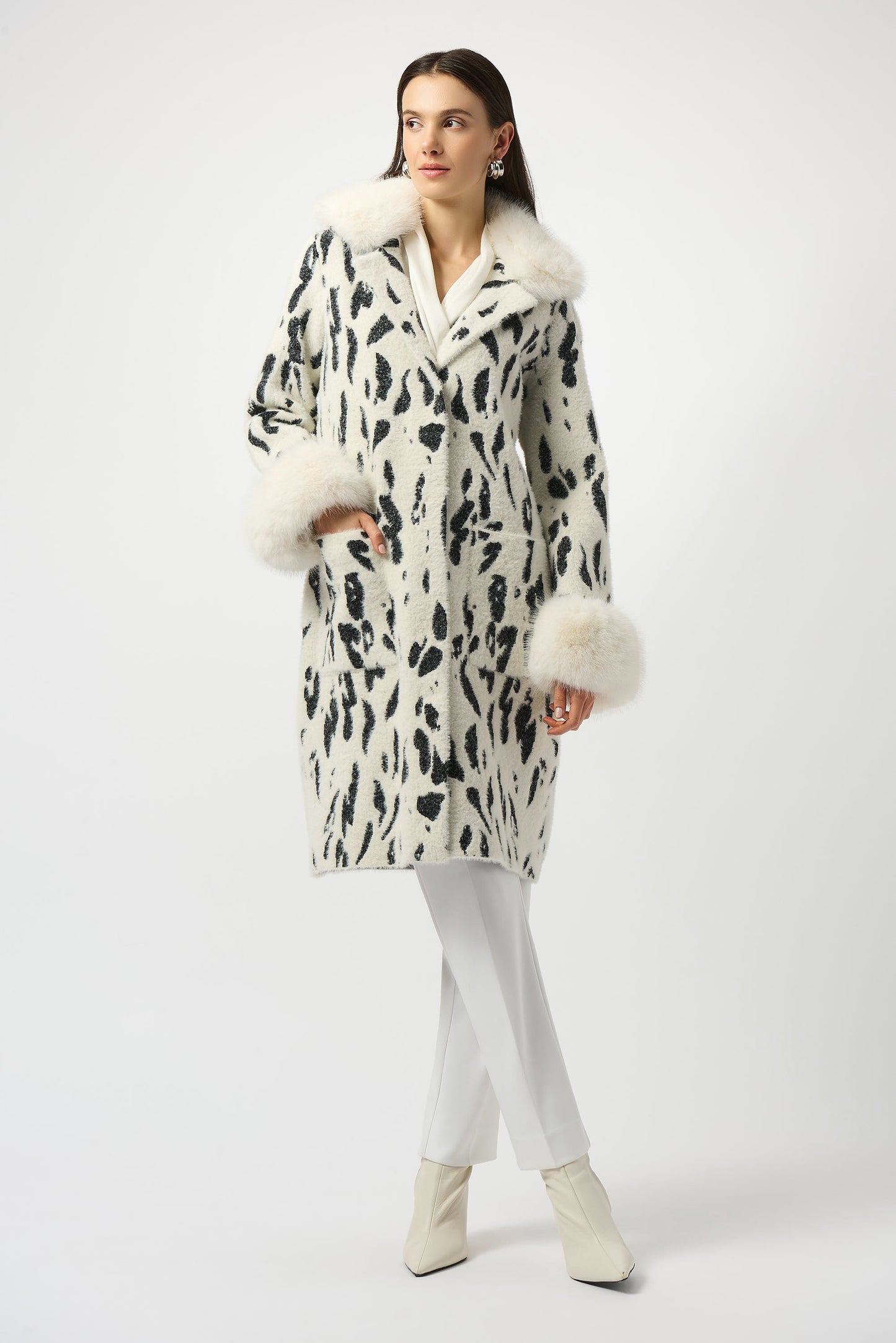 Feather Yarn by Animal Jacquard Coat with Faux Fur Trim
253904