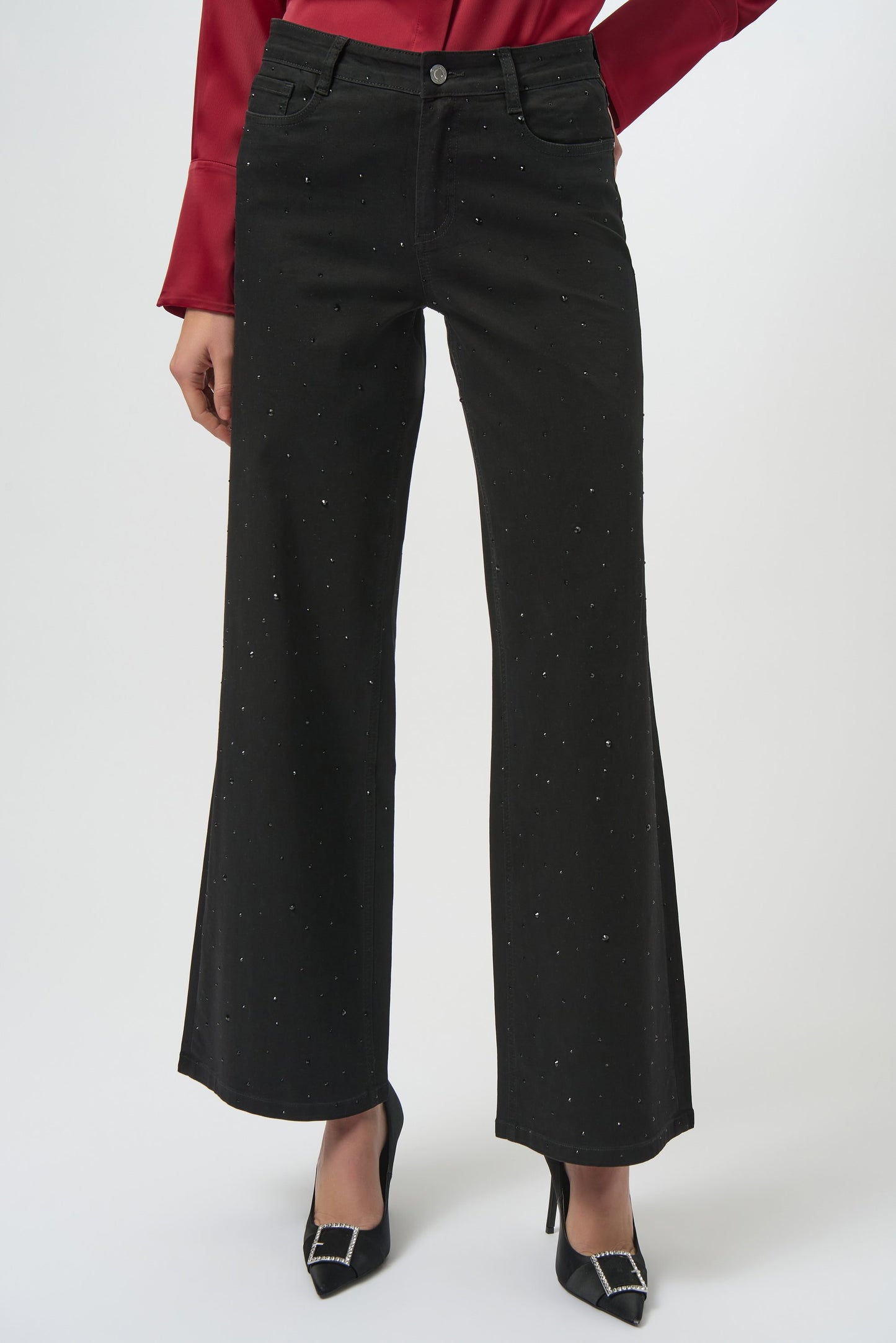 Classic Wide Leg Jeans with Rhinestones
254962