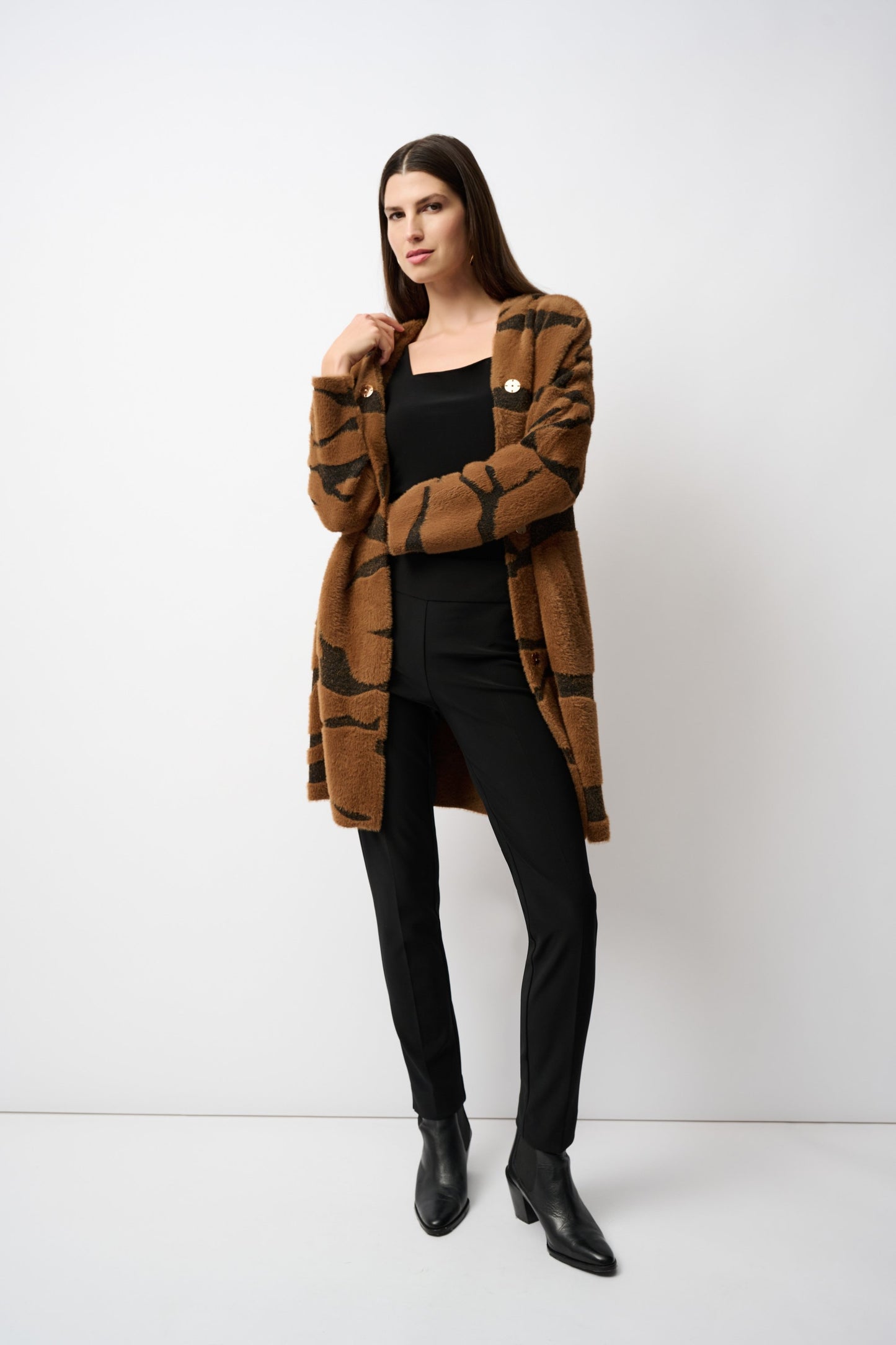 JOSEPH RIBKOFF 144092NOS Classic Tailored Slim Pant - black