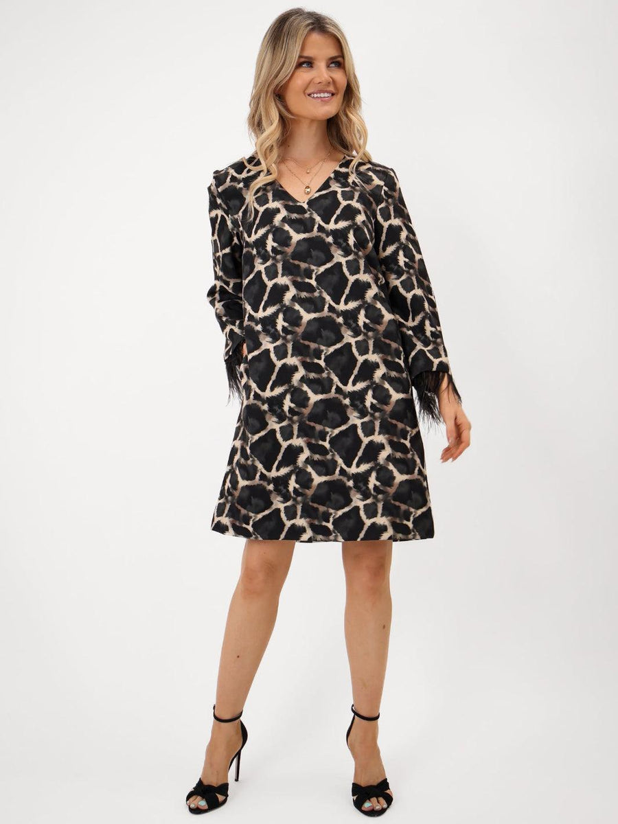 TAYLOR MINI SHIFT DRESS IN BLACK PRINT