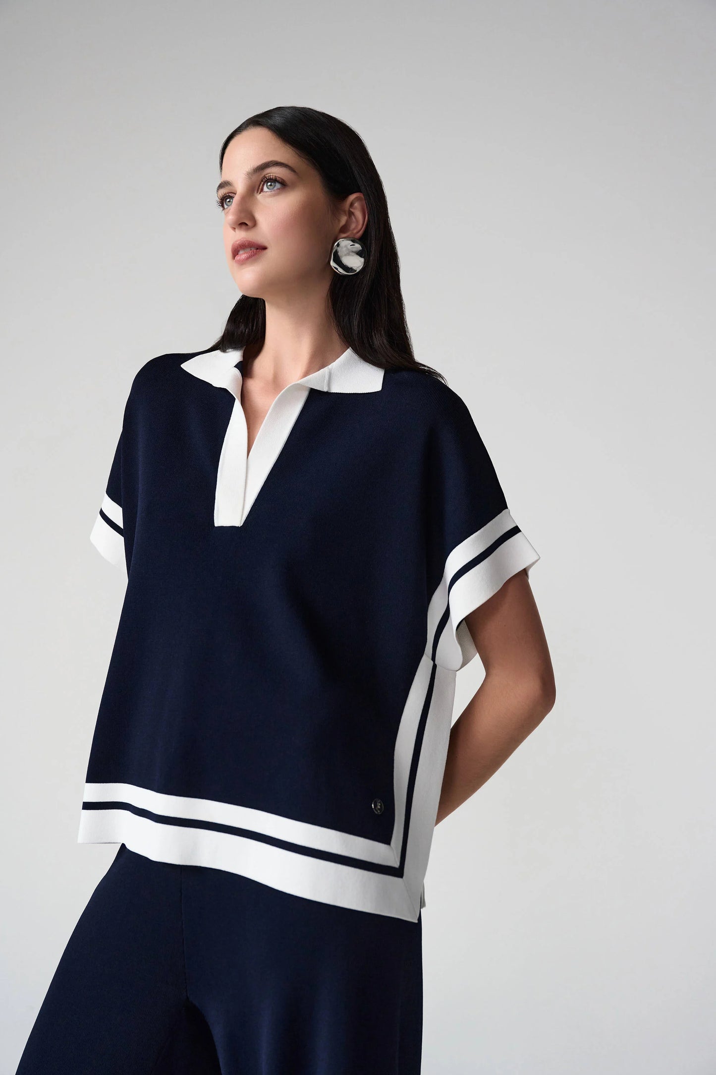 Viscose Blend Boxy Sweater With Stripe Detail
261941