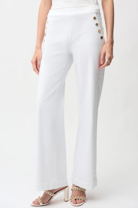 Wide Leg Pull-On Jeans
261972