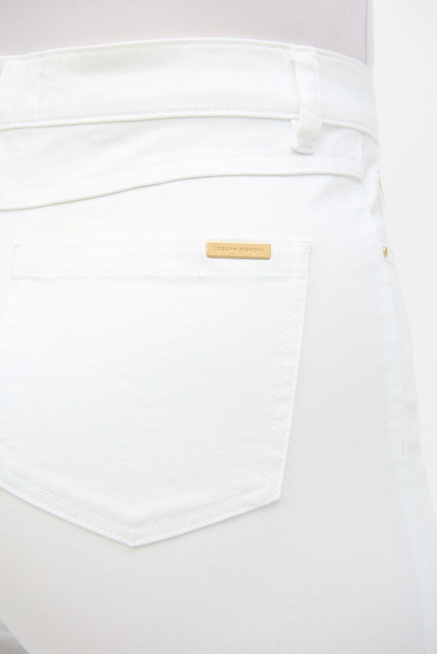 251967 Joseph Ribkoff white jeans