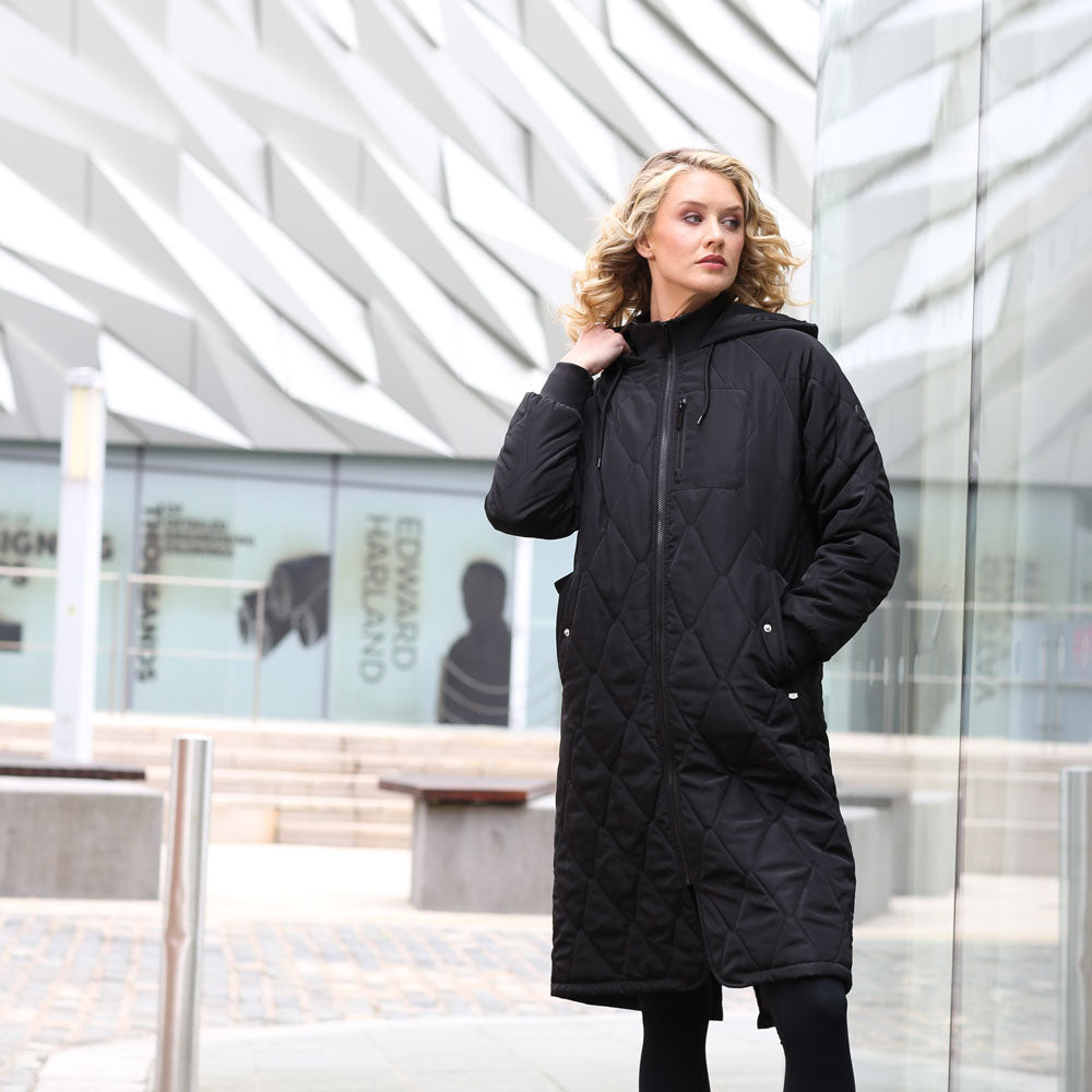 Relax & Renew Casey Lo ngline Coat Black