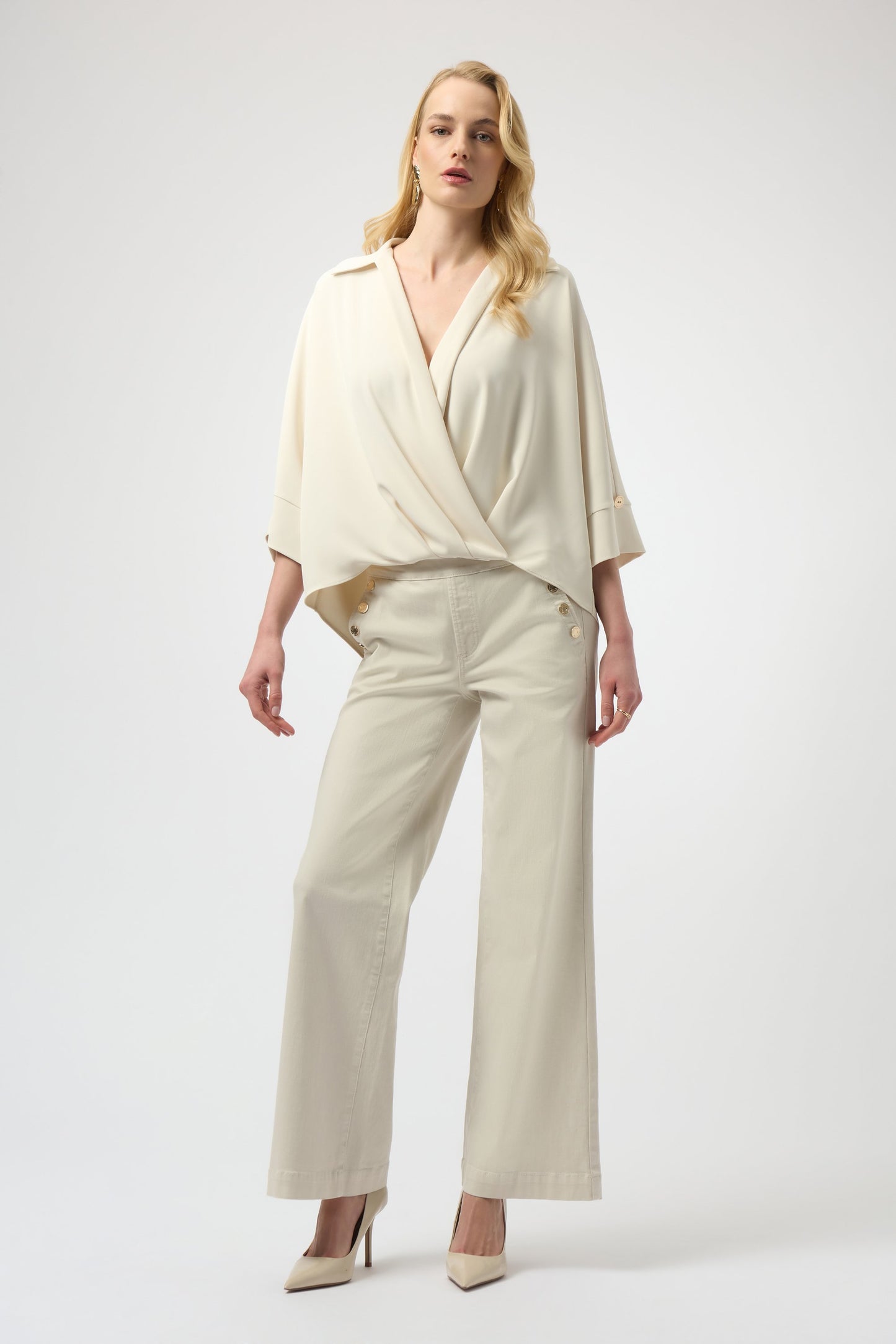 Woven Twill Boxy Wrap Top
254031