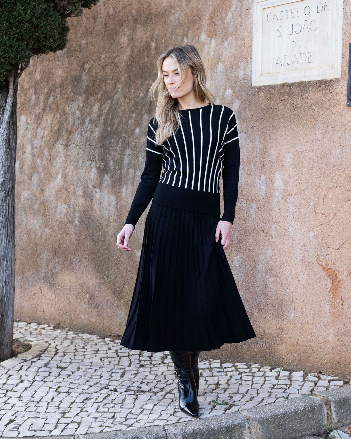 Marble Sweater – Style 8016 – Colour 101 Black/White