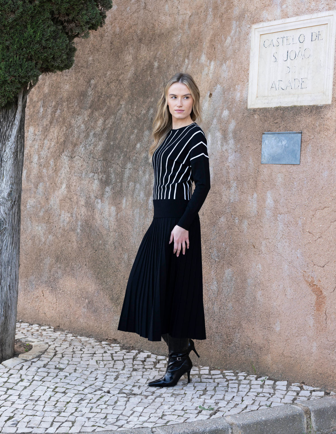 Marble Sweater – Style 8016 – Colour 101 Black/White