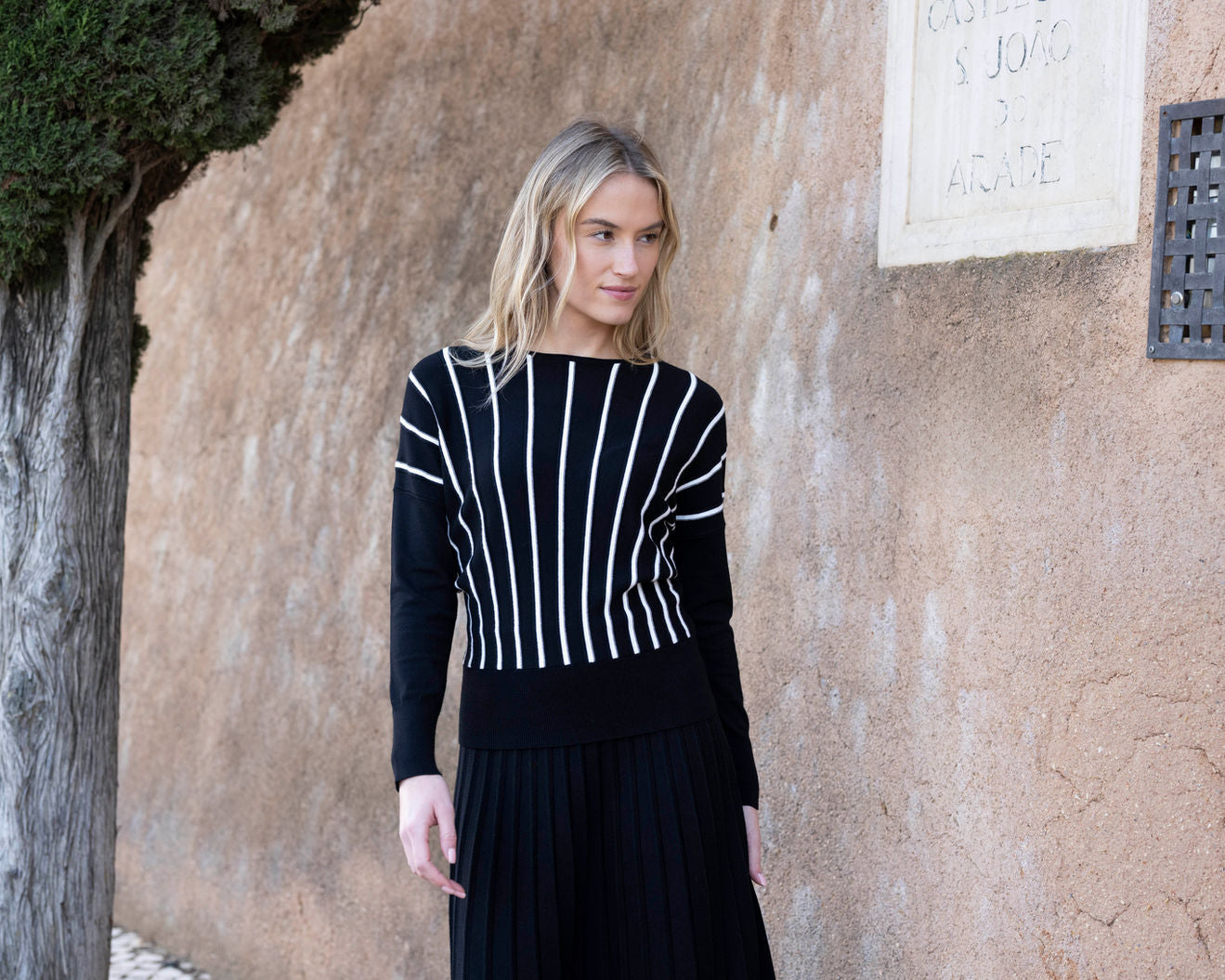 Marble Sweater – Style 8016 – Colour 101 Black/White