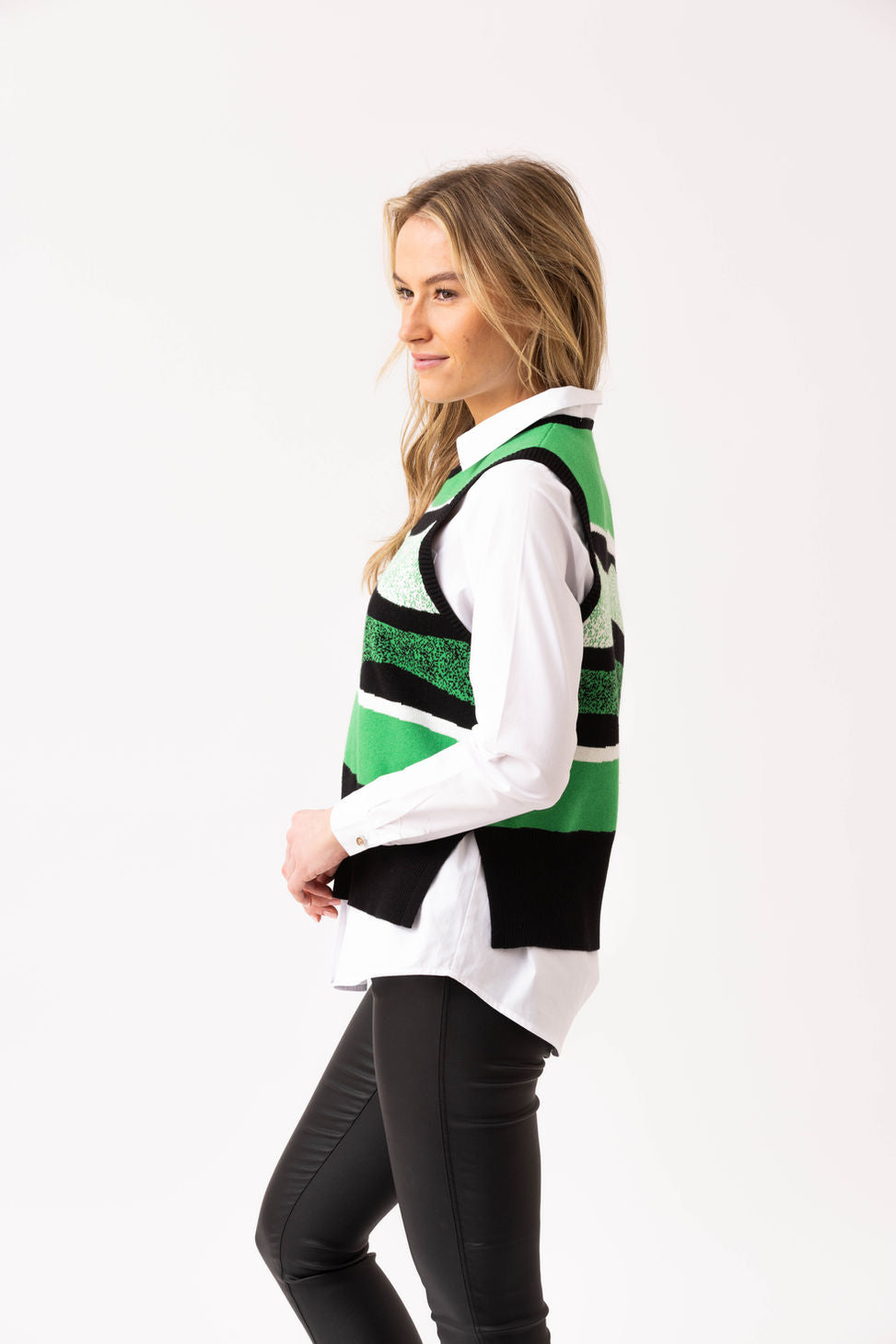 Marble Knit Sleeveless Sweater – Style 8107 (Navy/Green)