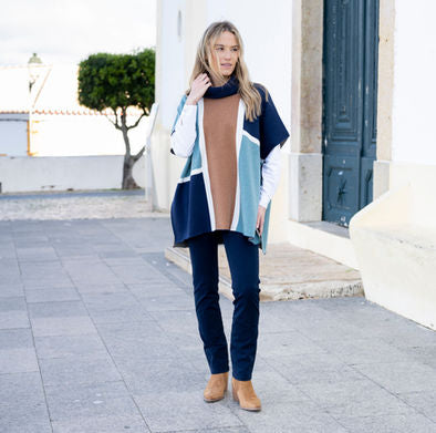 Marble 8112 Colour 223 – Geometric Block Knit Poncho