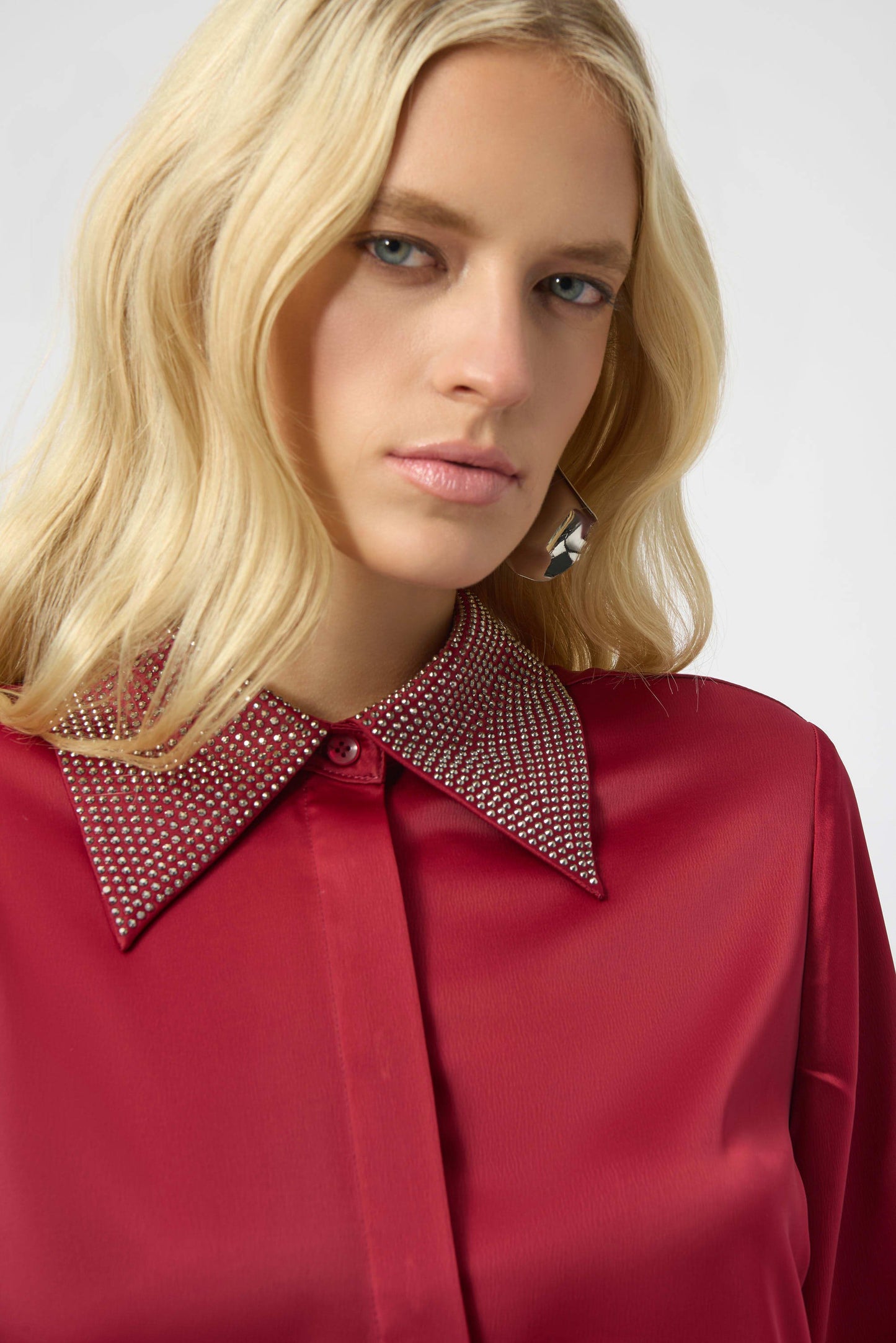 Satin Button-Front Blouse with Embellished Collar
254926