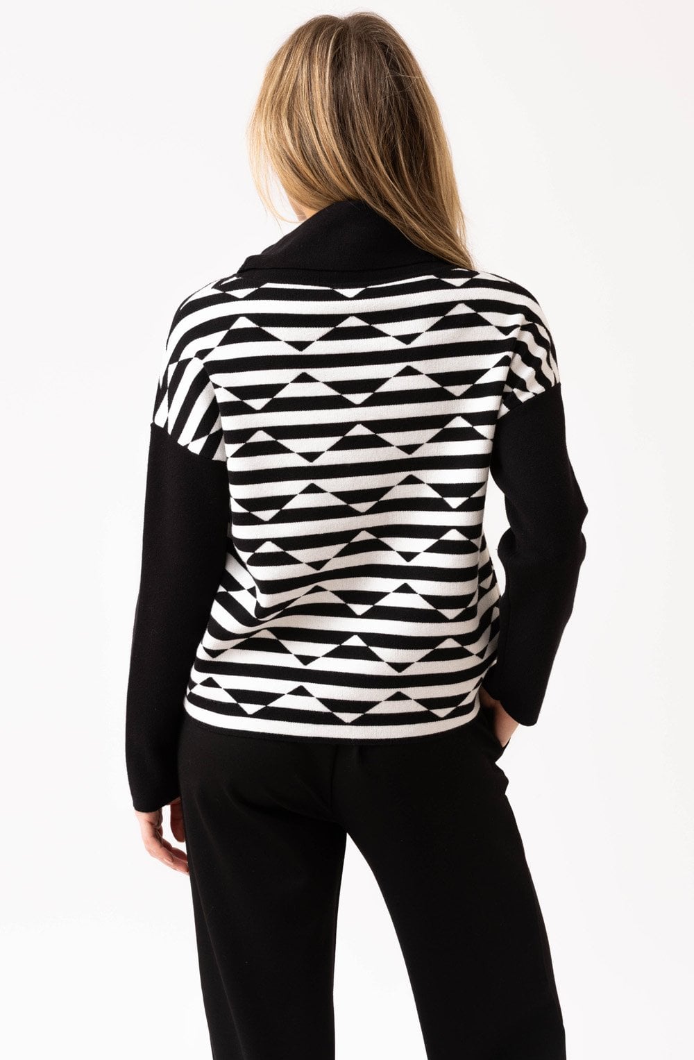 Marble Cowl Neck Jumper 8106 – Ivory/Black