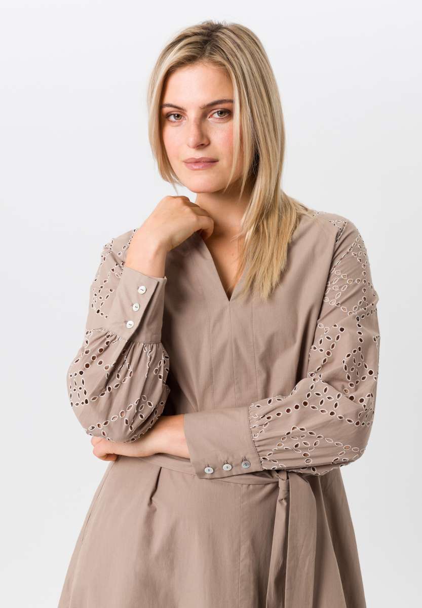 Tuzzi dress with embroidery accents