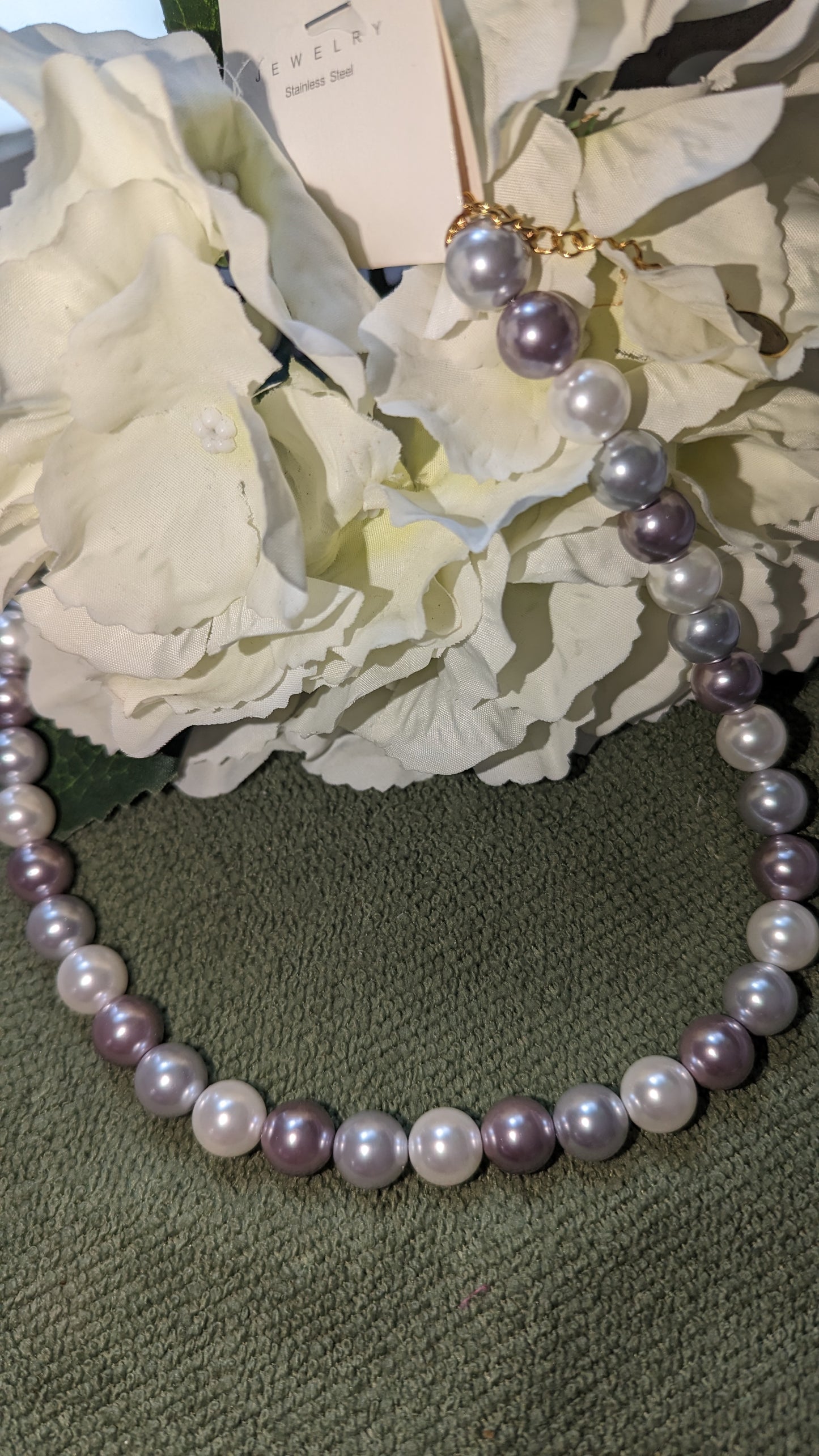 Grey mixed pearl necklace