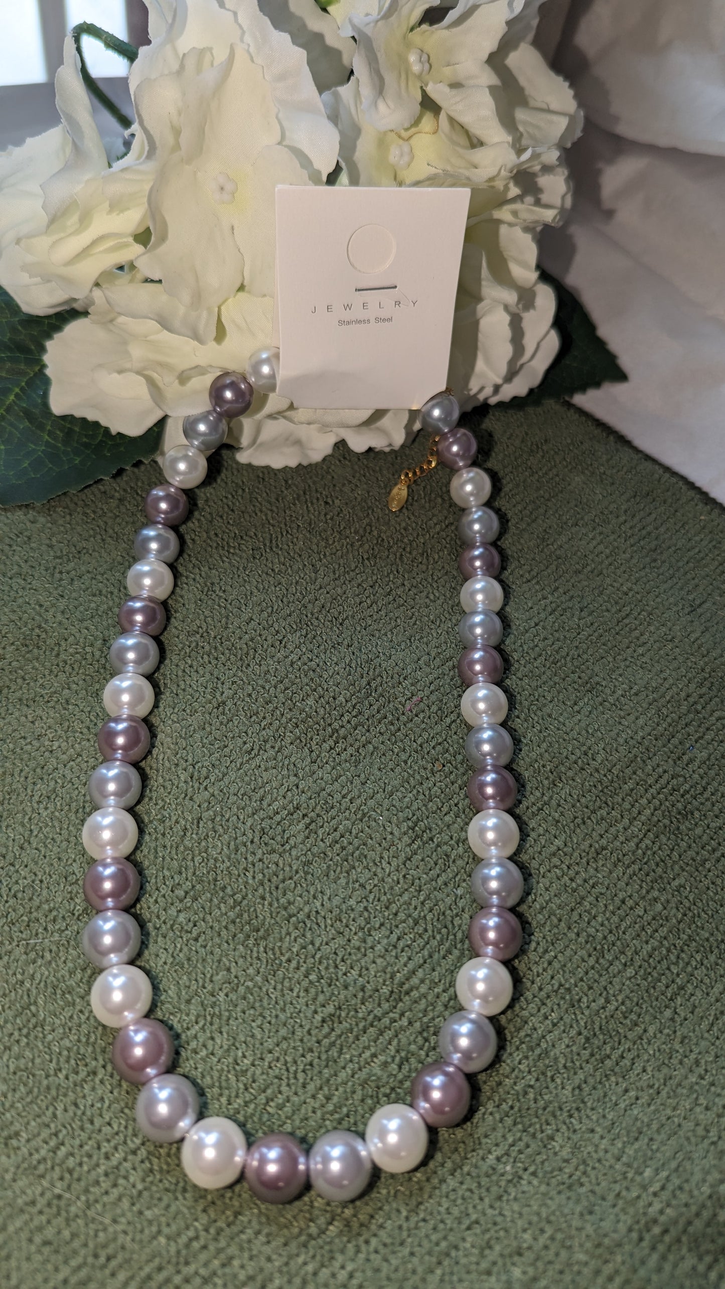 Grey mixed pearl necklace