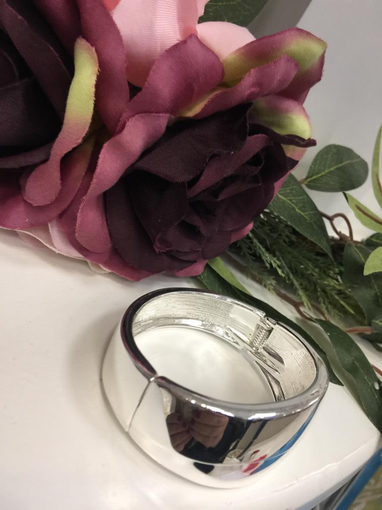 Silver bangle