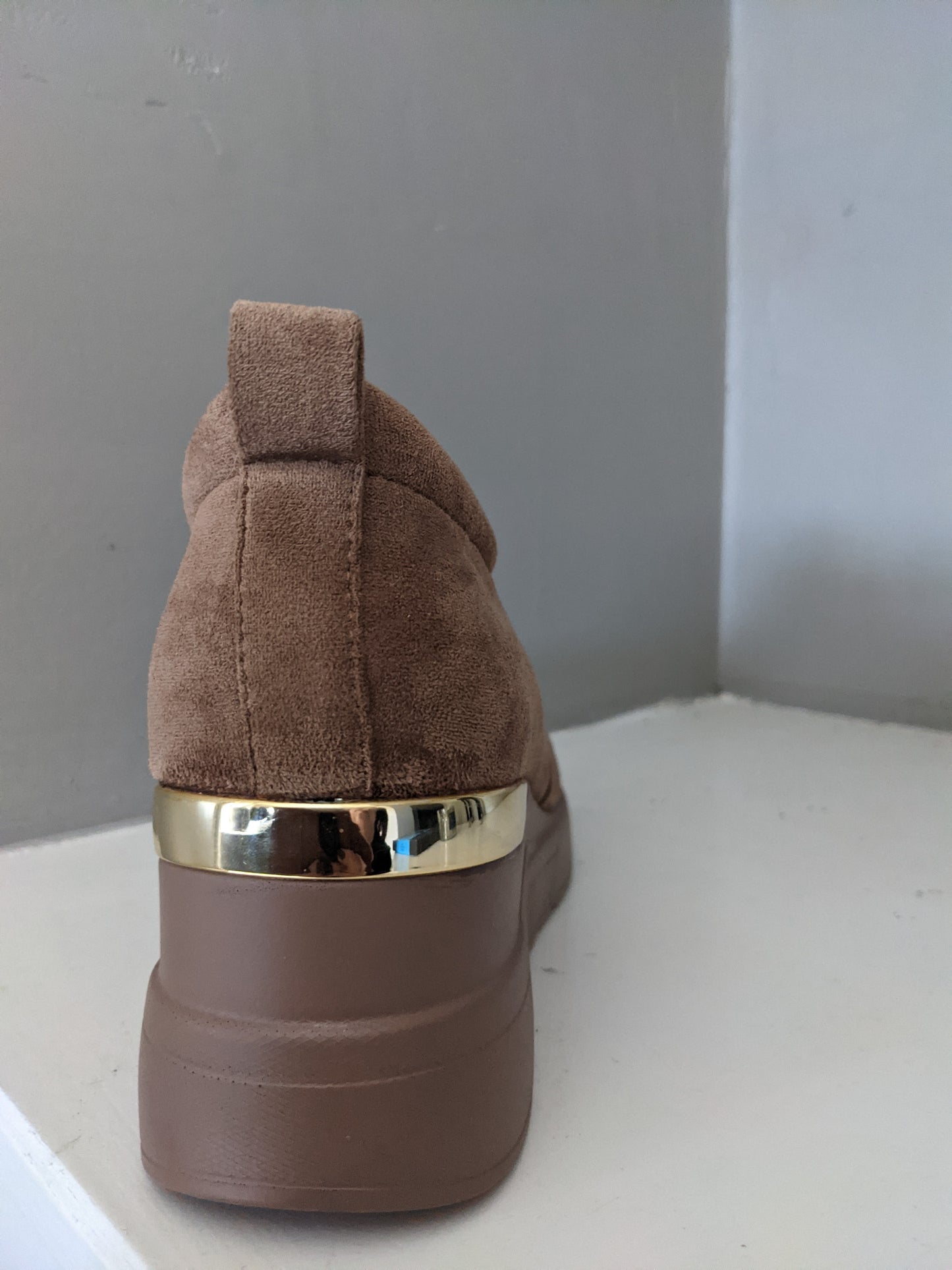 Tan gloria wedge runner