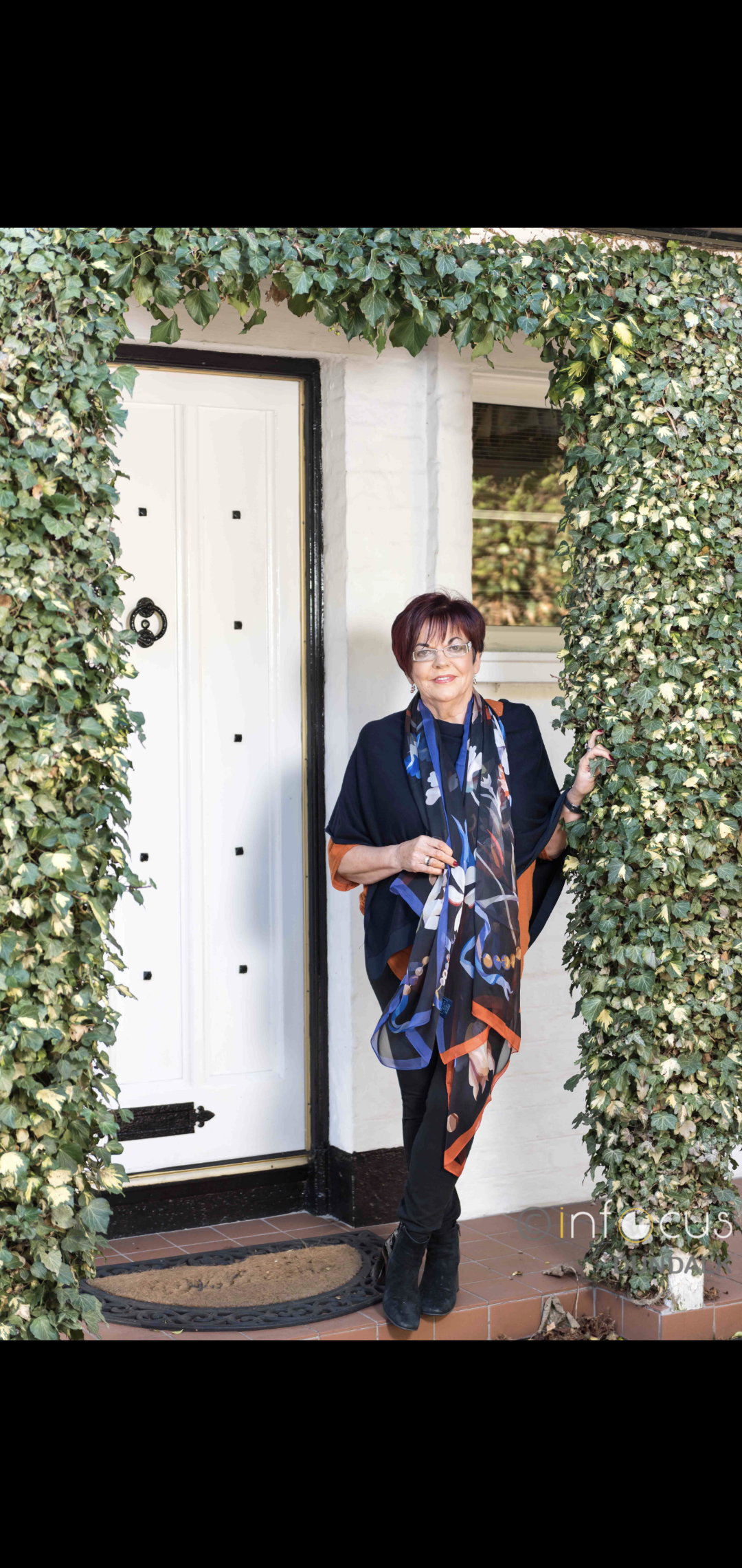 Susan mc cann  black multi silk scarf